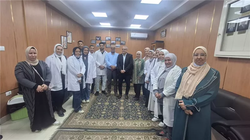 صيدلة بني سويف الأهلية تنظم زيارة ميدانية للعيادات الخارجية بالمستشفى الجامعي