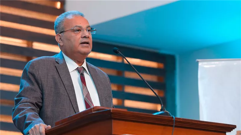 رئيس الطائفة الإنجيلية يشارك في خدمة الأحد بالكنيسة الإنجيلية بمصر الجديدة