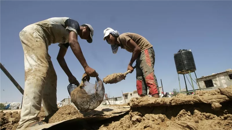 قانون العمل الجديد: فترات الراحة تُحتسب ضمن الساعات الفعلية في الأعمال المرهقة
