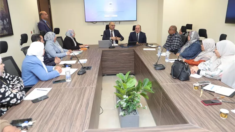 وزير العمل يشهد انطلاق أولى جلسات تدريب مفتشي العمل على آليات قانون العمل