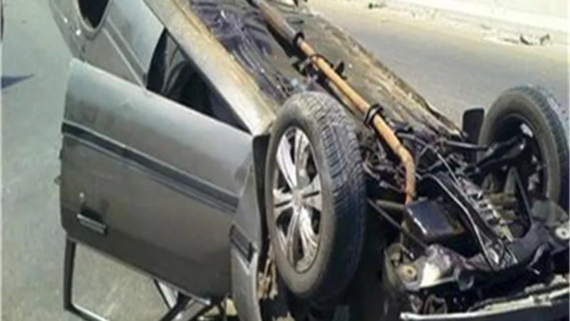 إصابة 4 سيدات إثر انقلاب سيارة ملاكي بصحراوي البحيرة
