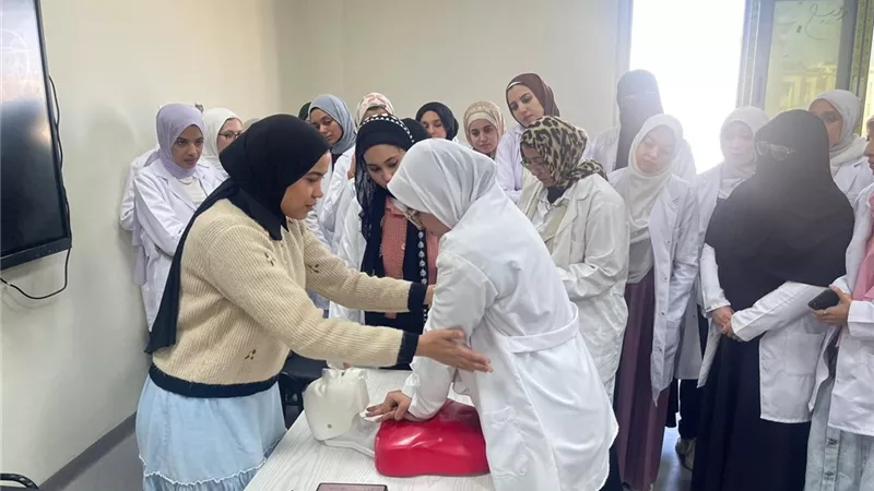 الإنعاش القلبي الرئوي تدريب علمى لطلاب طب بني سويف الأهلية 