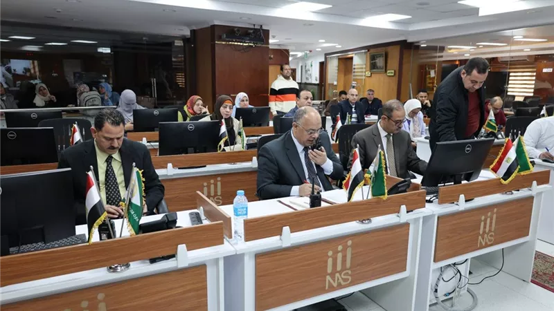 السكرتير العام يتابع التجهيزات لانتخابات مجلس النواب من داخل مركز السيطرة