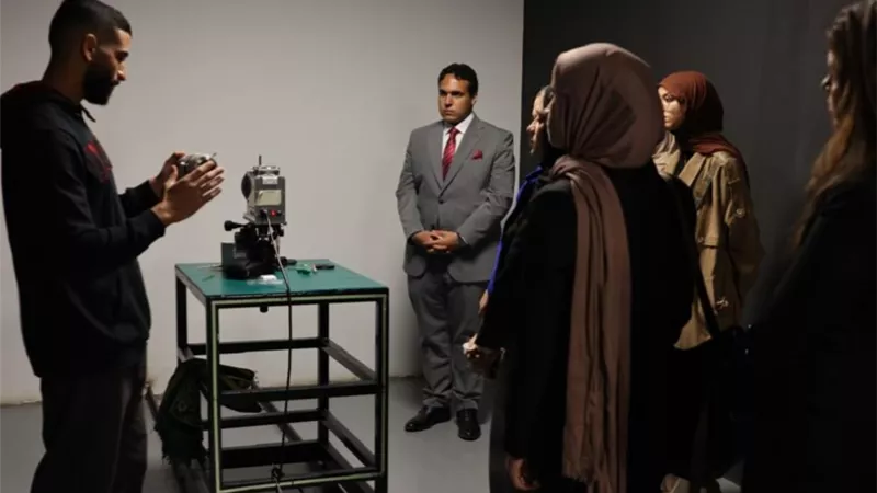إعلام بني سويف الأهلية تنظم زيارة ميدانية لطلابها بمركز «BSS»