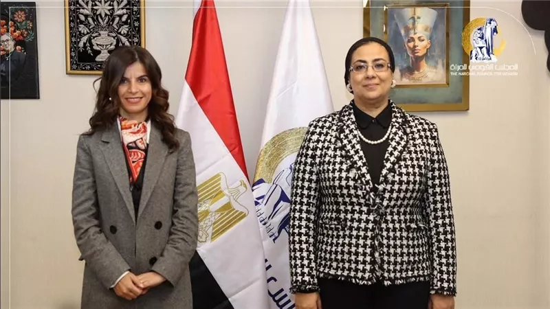المستشارة أمل عمار تستقبل الدكتورة منى مراد مؤسسة مؤتمر المديرات التنفيذيات