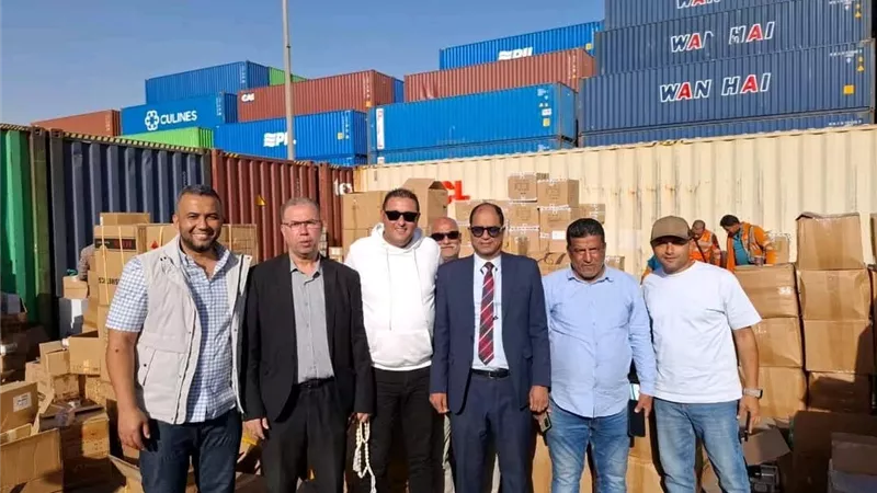 جمارك العين السخنة تحبط تهريب أدوية ومستلزمات طبية بقيمة 138 مليون جنيه