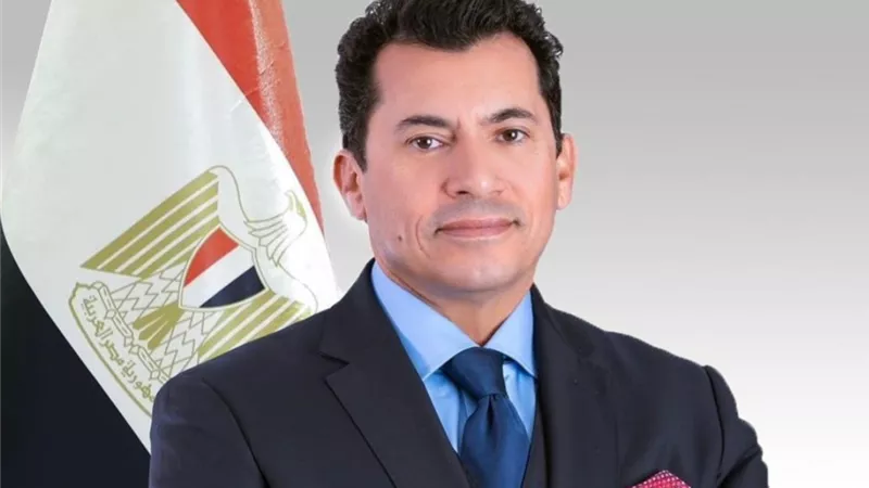وزير الأوقاف يهنئ أشرف صبحي برئاسة لجنة اليونسكو للرياضة