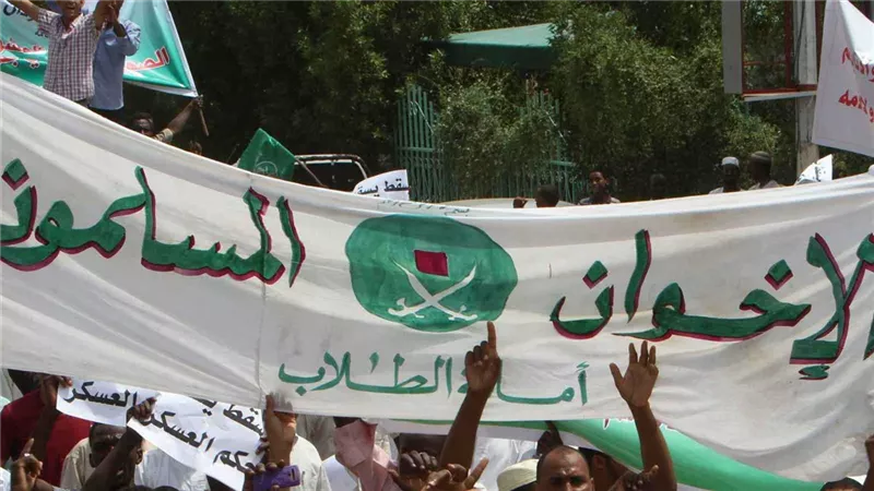 ماهر فرغلي: الإخوان أحيوا فكر سيد قطب وشرعنوا العنف بالرصاص