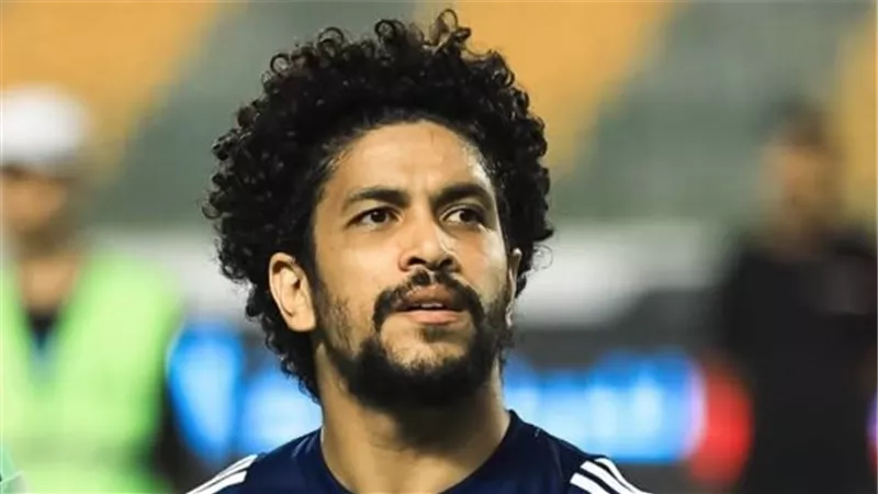 غموض داخل إنبي حول موقف أحمد العجوز من التجديد مع الفريق