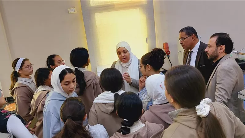 زيارة علمية لطلاب الإعدادى والثانوى لمعهد النباتات الطبية والعطرية ببني سويف