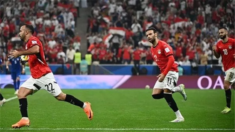أسوأ شوط شاهدته في حياتي.. إبراهيم فايق يهاجم لاعبي منتخب مصر