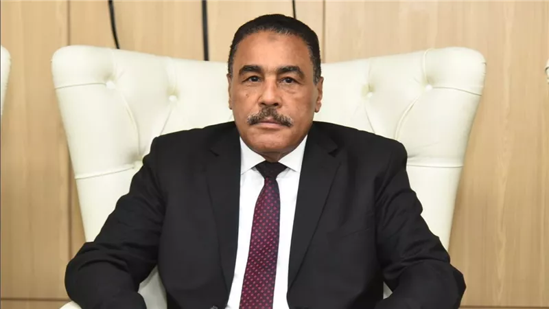 محافظ مطروح يعلن استئناف الدراسة غدًا بعد تحسن الأحوال الجوية