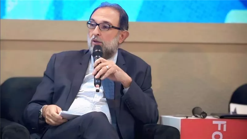 رئيس هيئة سلامة الغذاء يشارك في افتتاح الدورة العاشرة من معرض 
