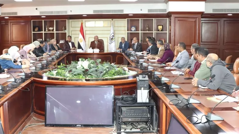 بني سويف تتحرك بقوة.. اجتماع حاسم لتسريع منظومة التصالح على مخالفات البناء