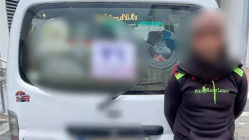 ضبط سيارة ميكروباص تنقل المواطنين إلى اللجان لانتخاب أحد المرشحين 