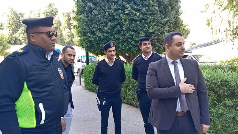 مدير إدارة نقادة الصحية وفريق الإشراف يتفقدون وحدة طب الأسرة بكوم الضبع