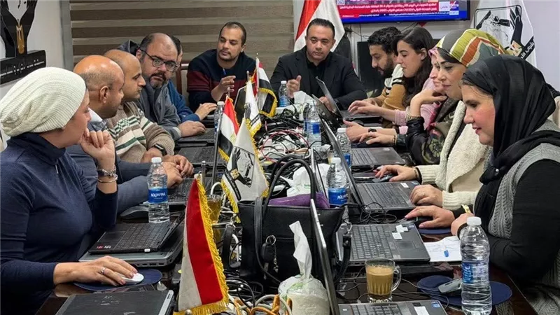غرفة عمليات تنسيقية شباب الأحزاب والسياسيين تواصل انعقادها لمتابعة الانتخابات 
