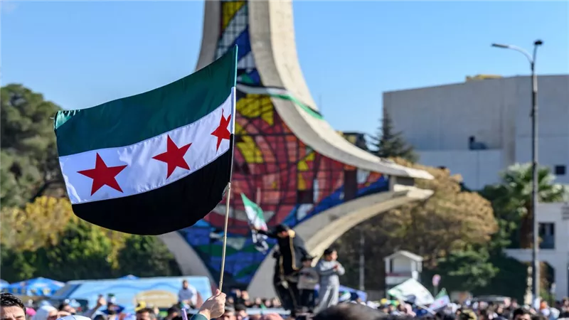 الخارجية السورية تدين الاعتداءات الإيرانية على الكويت