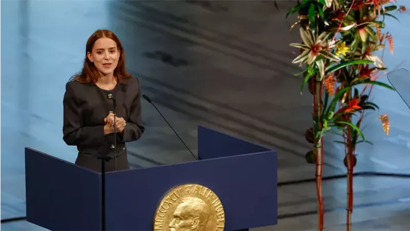 زعيمة المعارضة الفنزويلية: سأعود بجائزة نوبل إلى بلادي في الوقت المناسب 