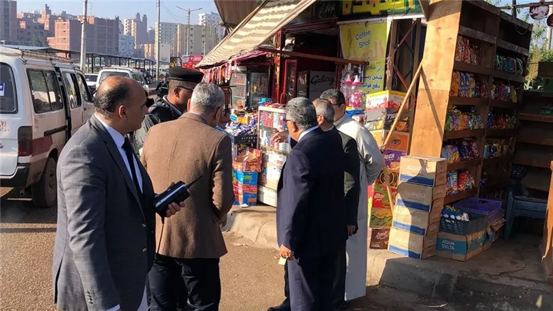 محافظ الدقهلية يتابع انتظام حركة الركاب بموقف سيارات جديلة