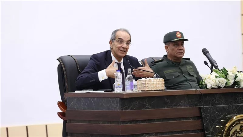 وزير الاتصالات: هدفنا تنفيذ رؤية الرئيس في إعداد جيل من الكوادر الشابة الرقمية