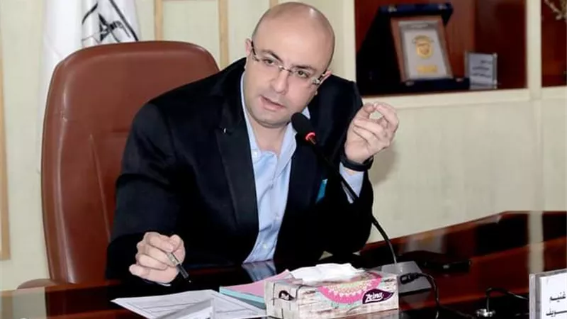 محافظ بنى سويف يكلف وكلاء الوزارات والمحليات بتلافى ملاحظات تقرير المتابعة 