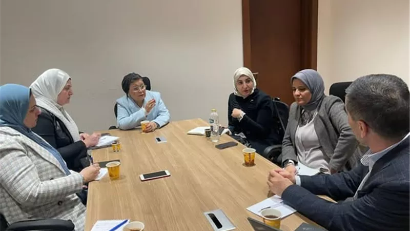 نائب وزير الصحة تبحث مع «يونيسف مصر» اعتماد خطة لرعاية حديثي الولادة