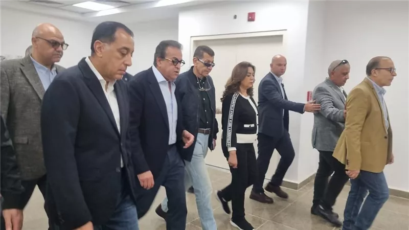 رئيس الوزراء يتفقد مشروع انشاء مستشفى شبين القناطر المركزى بمحافظة القليوبية 