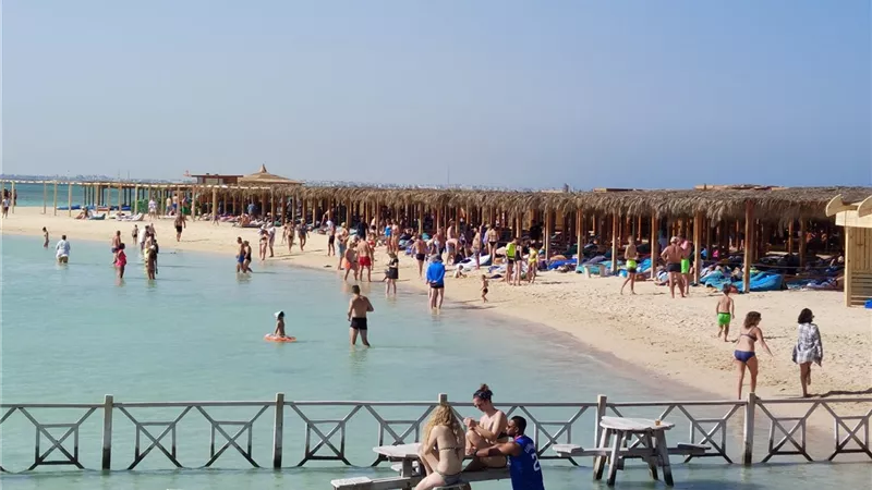 خبير سياحي: أرقام السياحة في البحر الأحمر تشهد زيادة غير مسبوقة 