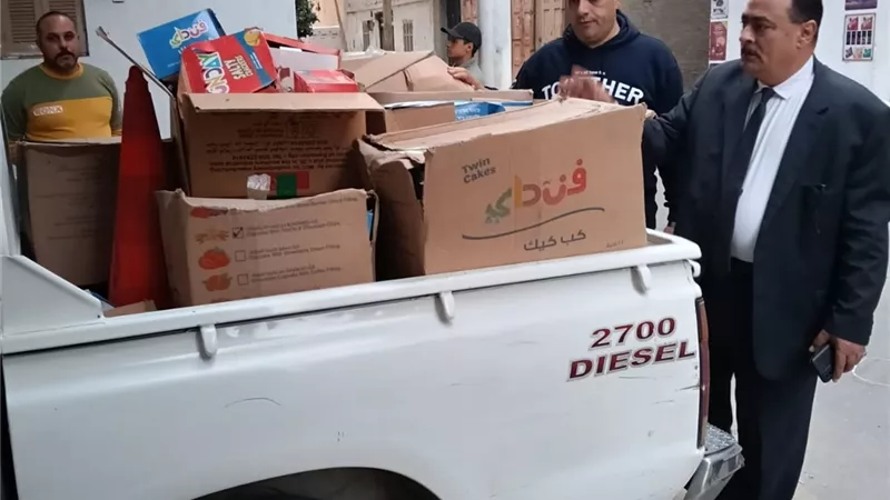 تحرير 300 محضر تمويني خلال حملات مكثفة لضبط الأسواق والمخابز بدمياط