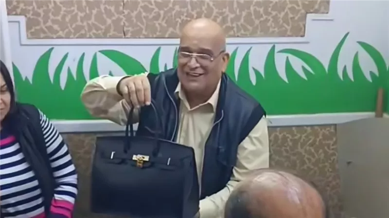 حقيبة بيركين الفاخرة من هيرميس بأيادي مصرية.. ما القصة؟