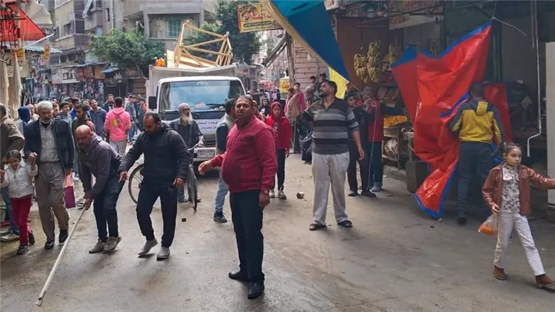 بتوجيهات المحافظ.. حملة مكبرة لرفع الاشغالات بشارع الشرباصي بمدينة دمياط