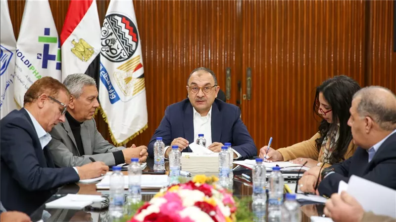 مستعرضا مؤشرات الأداء.. 