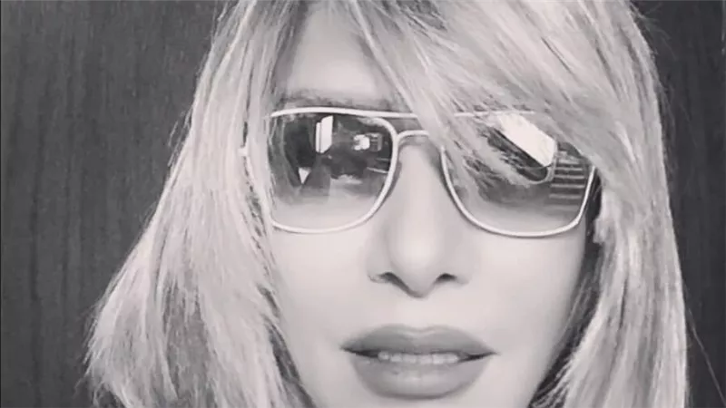 شافكي المنيري تشيد بكليب عمرو دياب «لولا البنات»: ابتسامات وألوان من كل مكان