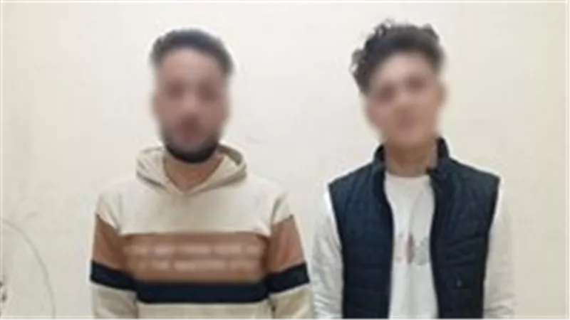 لاعتقادهما أنها سبب فسخ الخطوبة.. القبض على شخصين لتعديهما على سيدة بالبحيرة