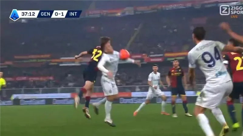 نتيجة وأهداف مباراة جنوى ضد الإنتر (0-2) الشوط الأول 