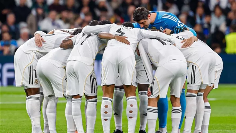 مبابي يقود هجوم ريال مدريد في مواجهة آلافيس.. تشكيل الفريقين