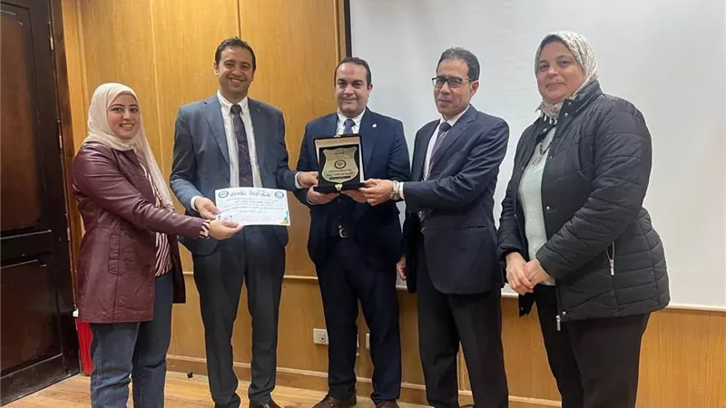 إعلام بنى سويف تنظم ورشة حول استخدام أدوات الذكاء الاصطناعي في تحليل المشاعر
