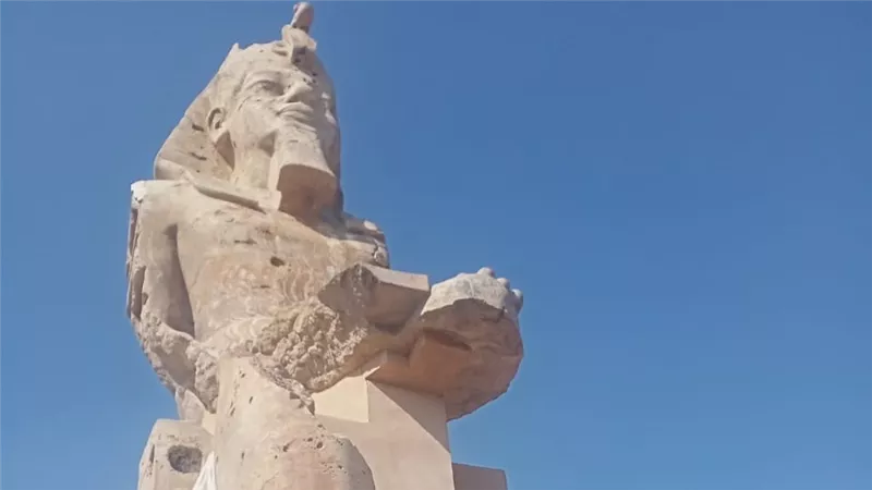 ثمرة تعاون مشترك.. تعليق علماء ألمان على ترميم تماثيل الملك امنحتب بالأقصر  