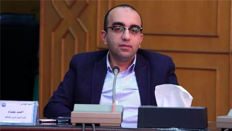 نائب محافظ الإسماعيلية يناقش الموقف التنفيذي لمنظومة المخلفات الصلبة بالمحافظة