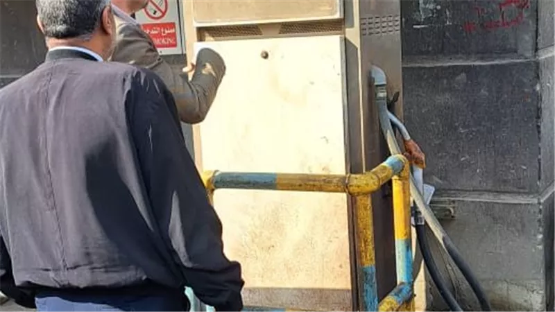 ضبط محطة وقود غير مرخصة داخل مصنع بمدينة السادات والتحفظ على11 ألف لتر سولار