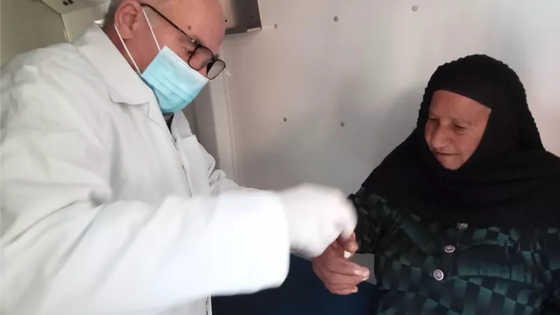 3584خدمة طبية مجانية لأهالي كفر أبو شُهبة باهناسيا ضمن قافلة 