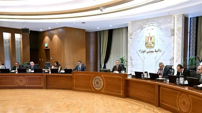 رئيس الوزراء: ضاعفوا استثماراتكم..المناخ جاذب.. والفرص واسعة.. فاغتنموها