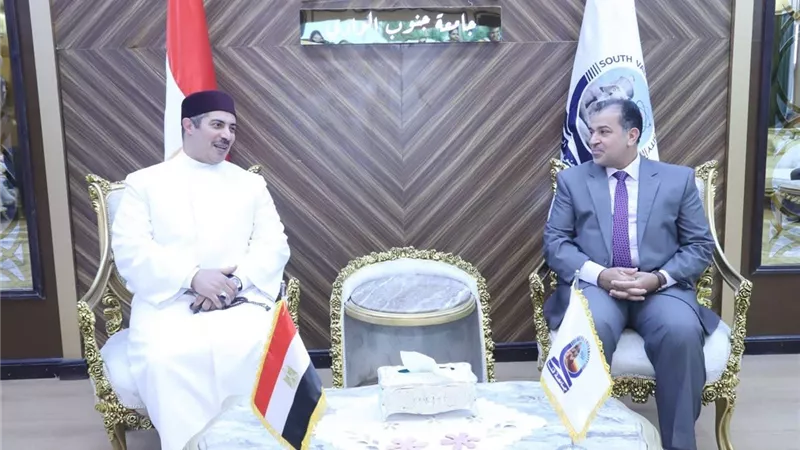 رئيس جامعة قنا يستقبل الشيخ جابر بغدادي ويؤكد دعم الجامعة للأنشطة التوعوية