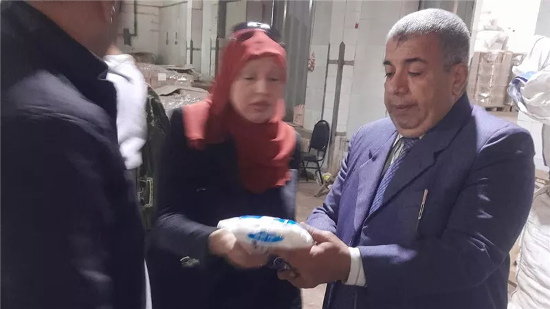 ضبط 8 أطنان مواد غذائية و100 طن ملح بدون مستندات ومجهولة المصدر بالمنوفية
