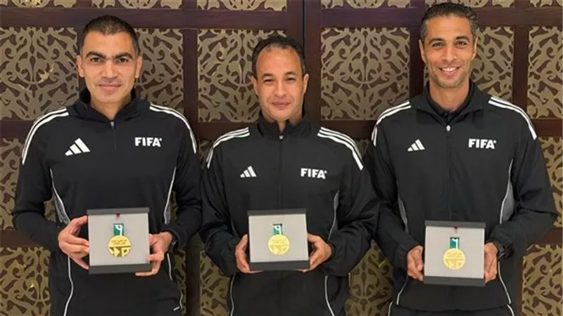 أمين عمر حكماً رابعاً وأبو الرجال مساعد احتياطي في نهائي كأس الانتركونتيننتال