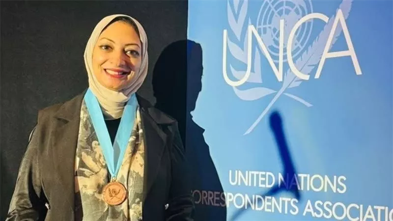 القومي للمرأة يحتفي بالصحفية هدير الحضري وإنجازها الدولي في قضايا المناخ