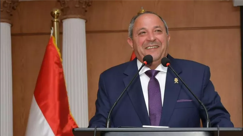 بعد عقر مسن وقس.. محافظ بورسعيد يصدق على إقامة شلترين لإيواء الكلاب الضالة