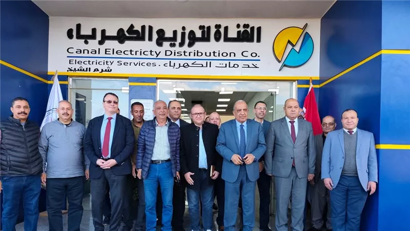  وزير الكهرباء يتفقد سير العمل بهندسة شرم الشيخ ومركز تقديم الخدمات لذوي الهم