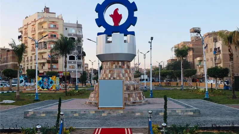 محافظ السويس يفتتح ميدان أحمد حلمي بدر بحي الجناين بعد تطويره